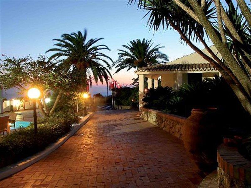 Baia Del Capo Ricadi Exterior foto