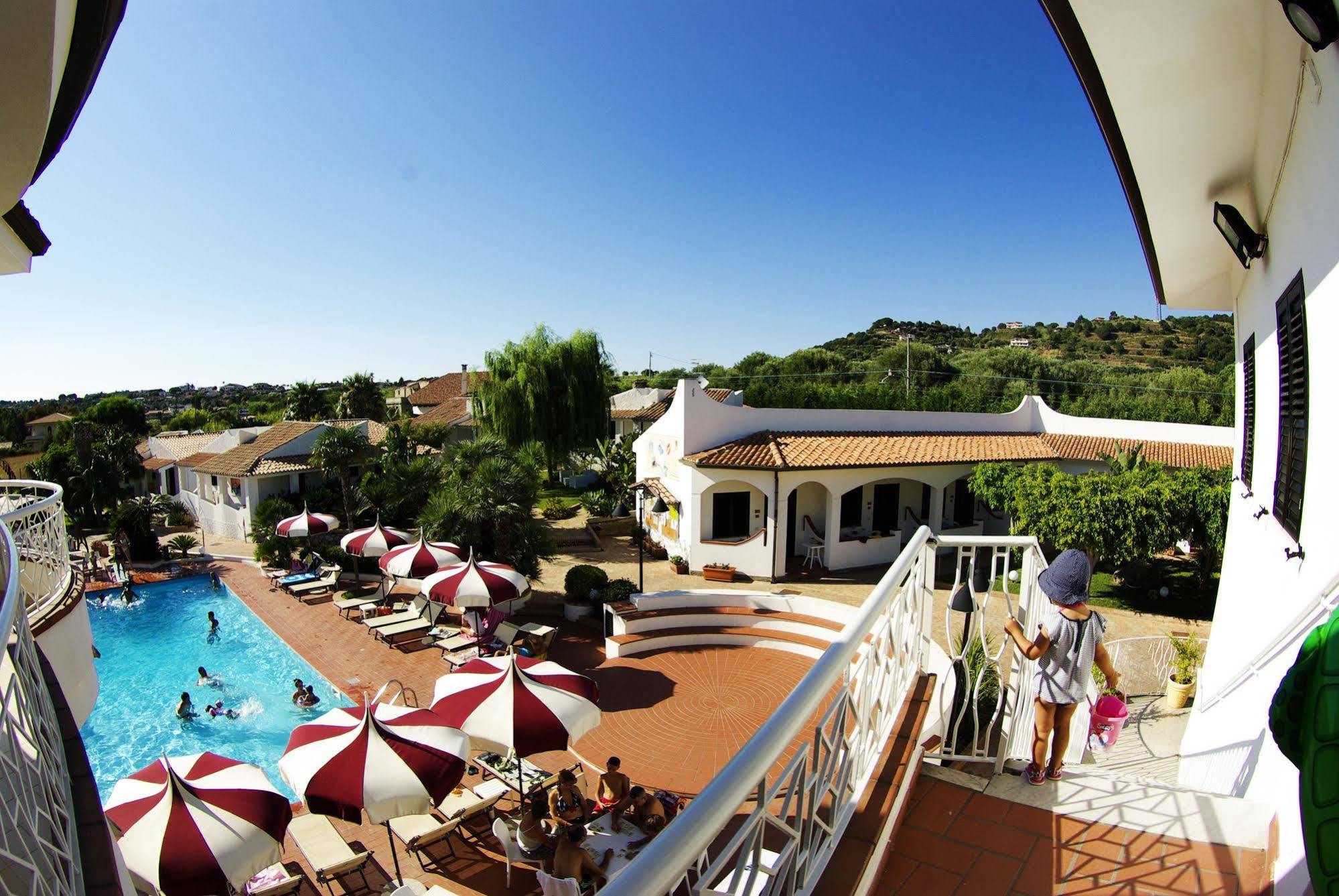 Baia Del Capo Ricadi Exterior foto