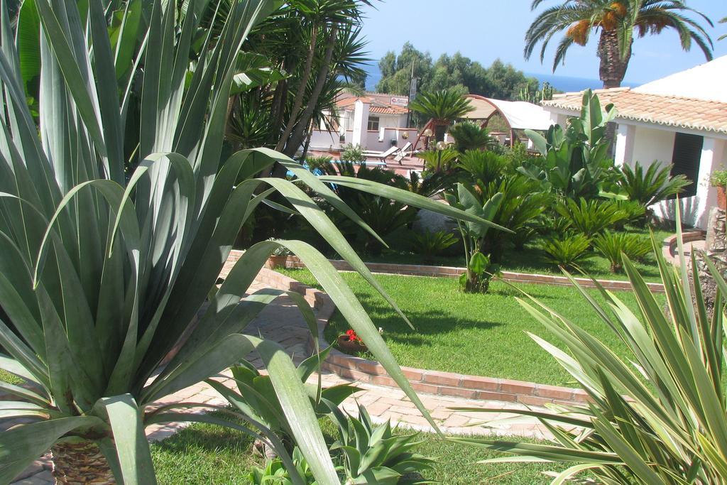 Baia Del Capo Ricadi Exterior foto